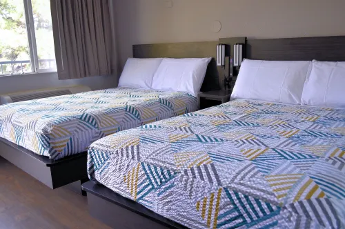 Motel 6 Del Rio, TX Rooms Photos