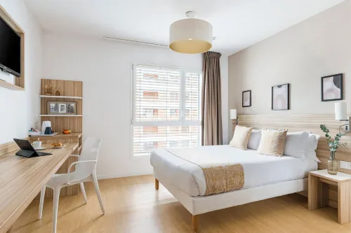 Appart hôtel Q7 Lodge Lyon 7 - Séjours à la nuitée et longues durées Chambres Photos