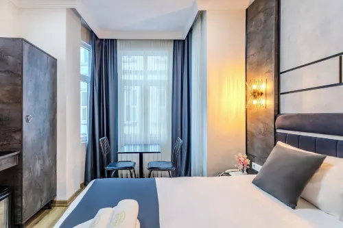 La Pazza Suites Camere Photos