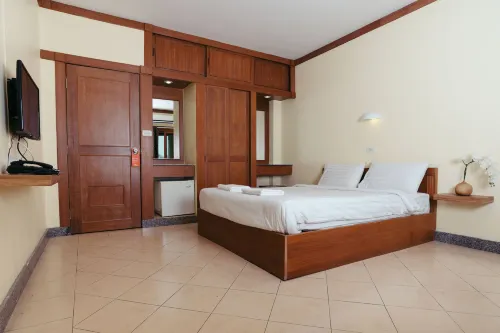 Link Mansion Rooms Photos