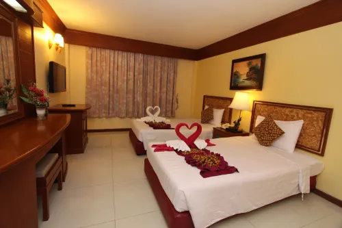 The Camelot Hotel Pattaya Photos