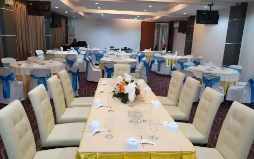 La Viva Hotel Dining Photos
