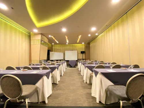 One Pacific Place Serviced Residences Espaces Affaires Photos