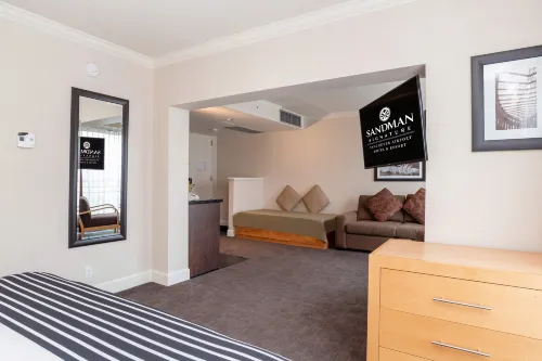 Sandman Signature Vancouver Airport Hotel & Resort Chambres Photos