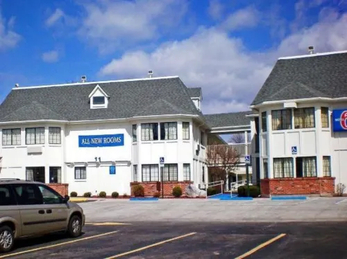Motel 6 Enfield, CT - Hartford Exterior Photos