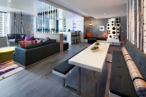 W Bellevue Rooms Photos