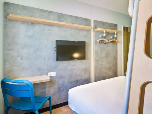 Ibis Budget Saint-Maurice Photos