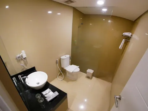 Hotel Nirwana Pekalongan Camere Photos