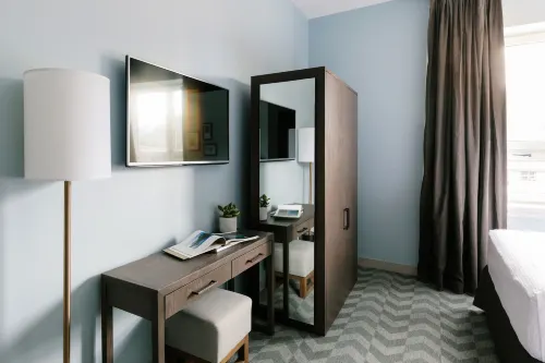 Mount Royal Hotel Rooms Photos