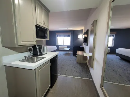 Holiday Inn Express San Diego South - Chula Vista Photos