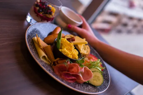 Svalbard Hotell | Polfareren Dining Photos