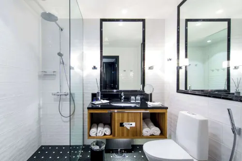 Hotel Lilla Roberts Photos