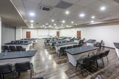 City Express Junior by Marriott Bogota Aeropuerto Espaces Affaires Photos