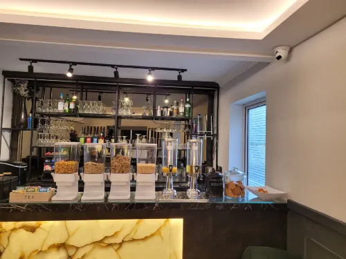 The Gatwick White House Hotel Leisure & Recreation Photos