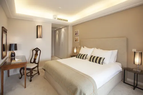 Hotel Croatia Photos