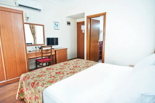 Triana Hotel Номера Photos