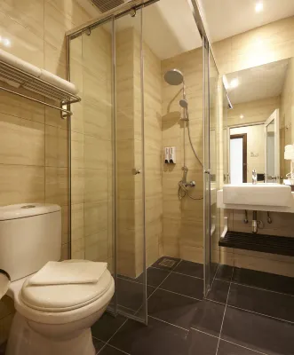 Hotel Six Seasons @ Mid Valley Camere Photos