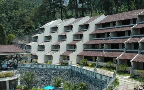 Pines Garden Resort Extérieur Photos