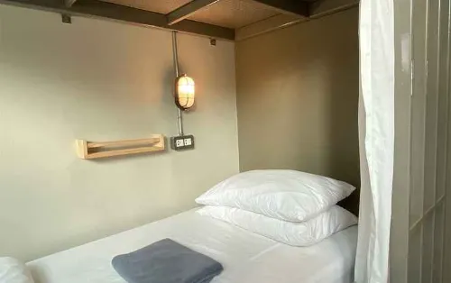 Monomer Hostel Bangkok Phòng Photos