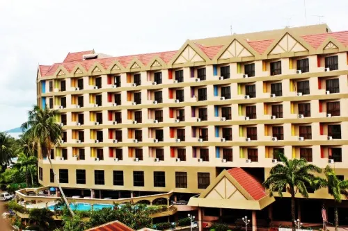 Hotel Grand Continental Langkawi Extérieur Photos