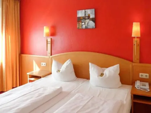 Centro Hotel Mondial München, Trademark Collection by Wyndham Zimmer Photos