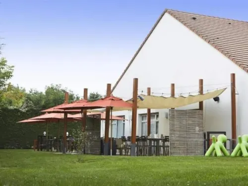 Campanile Villennes-Sur-Seine - Poissy - Hôtel rénové en 2024 Extérieur Photos