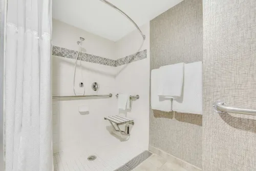 Hilton Phoenix Tapatio Cliffs Resort Rooms Photos