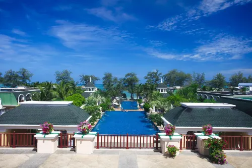 Phuket Graceland Resort and Spa Exterior Photos