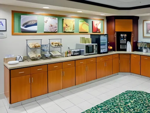 Fairfield Inn & Suites San Bernardino Dining Photos