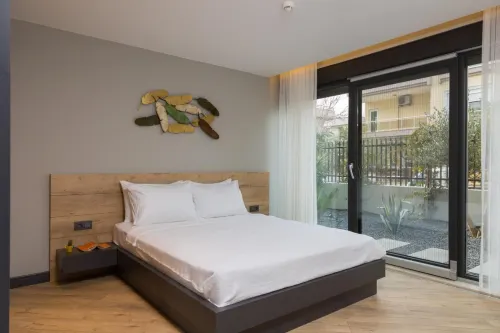 Z-Suites Photos