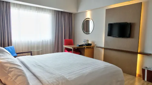 Claro Makassar Rooms Photos