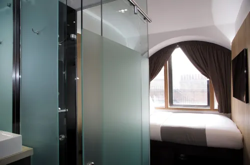 The Z Hotel Piccadilly Huoneet Photos
