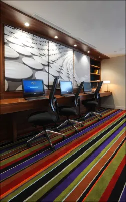 Hampton by Hilton Birmingham Broad Street Business Facilities Photos