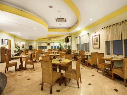 Nalendra Hotel Makanan Photos