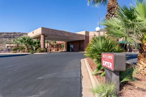 Red Lion Hotel & Conference Center St. George, UT Exterior Photos