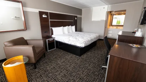 Magnuson Hotel Virginia Beach Rooms Photos