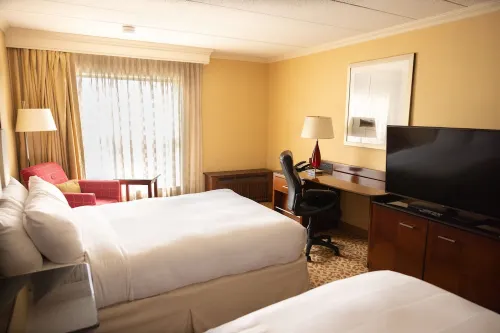 Providence Marriott Downtown Rooms Photos