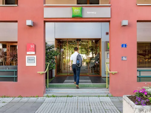 ibis Styles Annecy Gare Centre Extérieur Photos