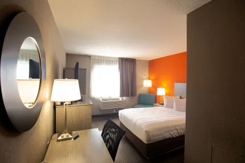 Quality Inn & Suites Hammond Near I-8090 Featured Photos
