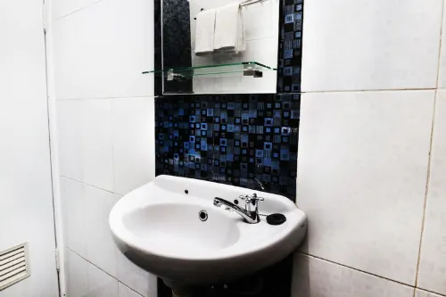 Saung Balibu Hotel Photos