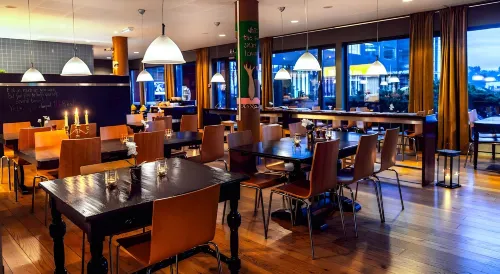 Smarthotel Forus Dining Photos