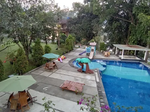 Resort Prima Cipayung Thư giãn & Giải trí Photos