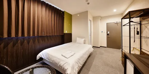 Crown Hotel Okinawa Annex Zimmer Photos