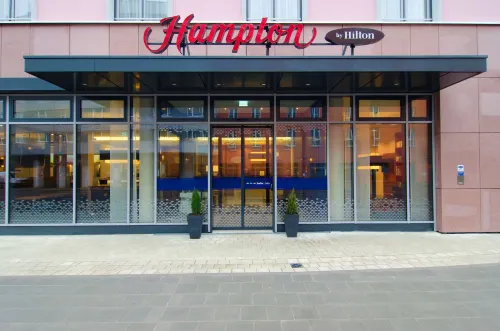 Hampton by Hilton Nuremberg City Centre Exterior Photos