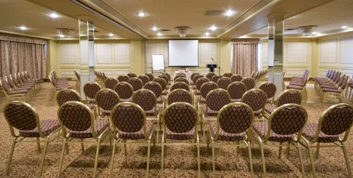 Ramada by Wyndham St. Johns Business Facilities Photos