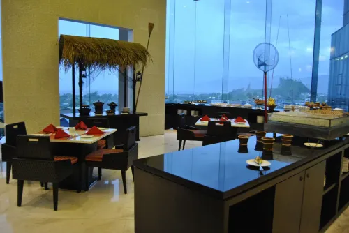Novotel Lampung Dining Photos