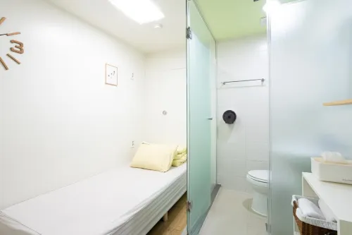 K Stay Guesthouse Myeongdong First Kamar Photos