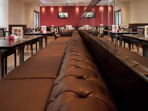 Ibis Belfast City Centre Restauration Photos