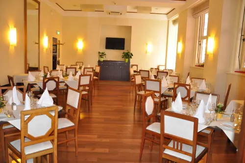 Graben Hotel Business Photos