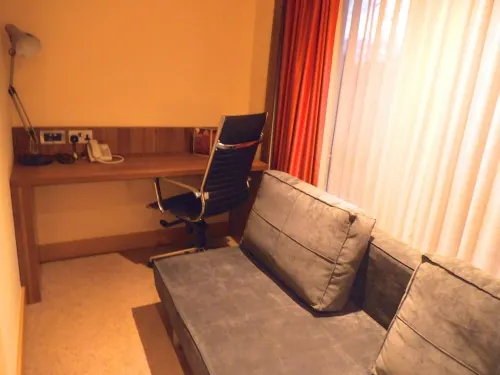 Ramada by Wyndham Hounslow - Heathrow East Photos